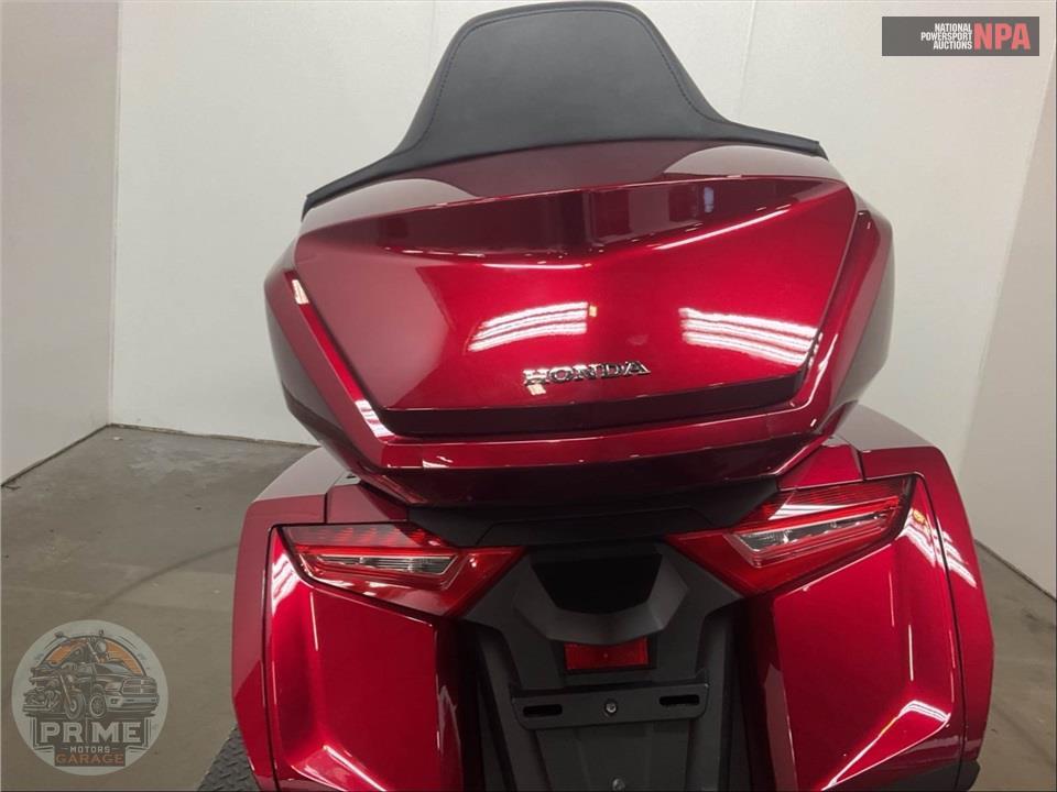 2018 Honda GL1800D GOLDWING TOUR DCT (BLUE) — фото 17