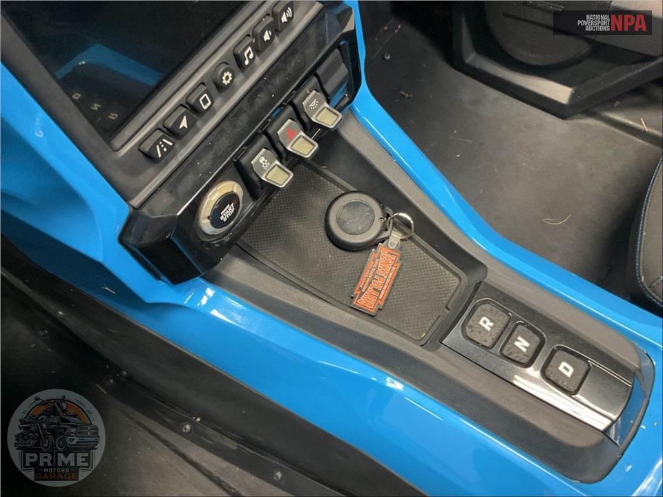 2020 Polaris SLINGSHOT R AUTODRIVE — фото 6