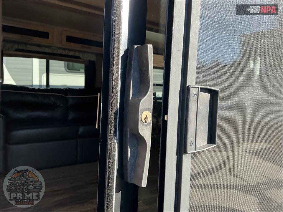 2019 Coachmen By Forest River M-39 FKTS - CATALINA DESTINATION SERIES — фото 38