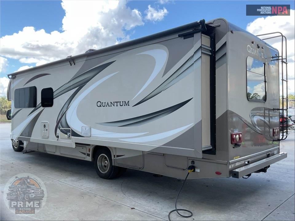 2018 Thor Motor Coach WS31 E450-V10 - QUANTUM SERIES — фото 3