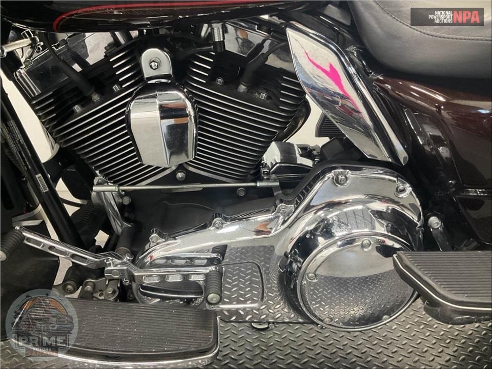 2011 Harley-Davidson FLHTCU UL CLSC EL GLIDE — фото 7