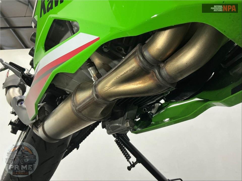 2023 Kawasaki ZX400SPFNL NINJA ZX-4RR KRT — фото 12