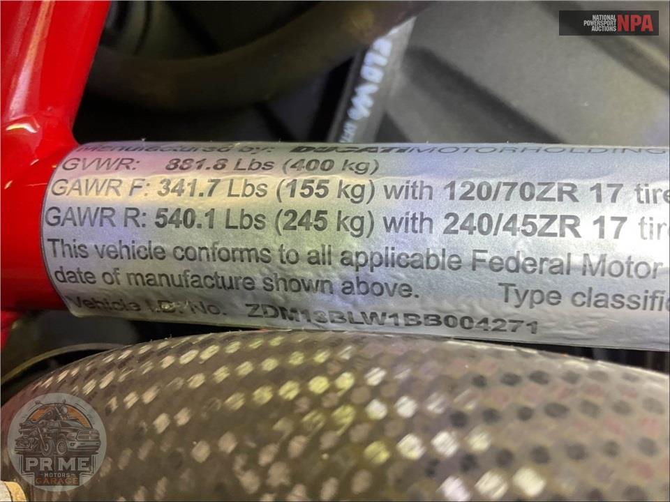 2011 Ducati DIAVEL CARBON — фото 23