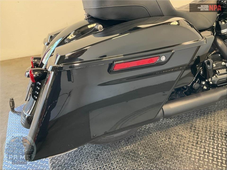 2021 Harley-Davidson FLTRXS ROAD GLIDE SPECIAL — фото 23