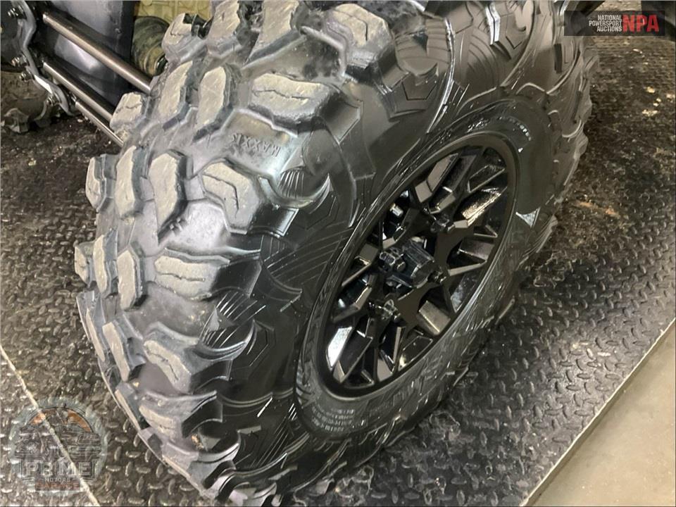 2023 Can-Am MAVERICK X3 DS TURBO RR 64 — фото 32