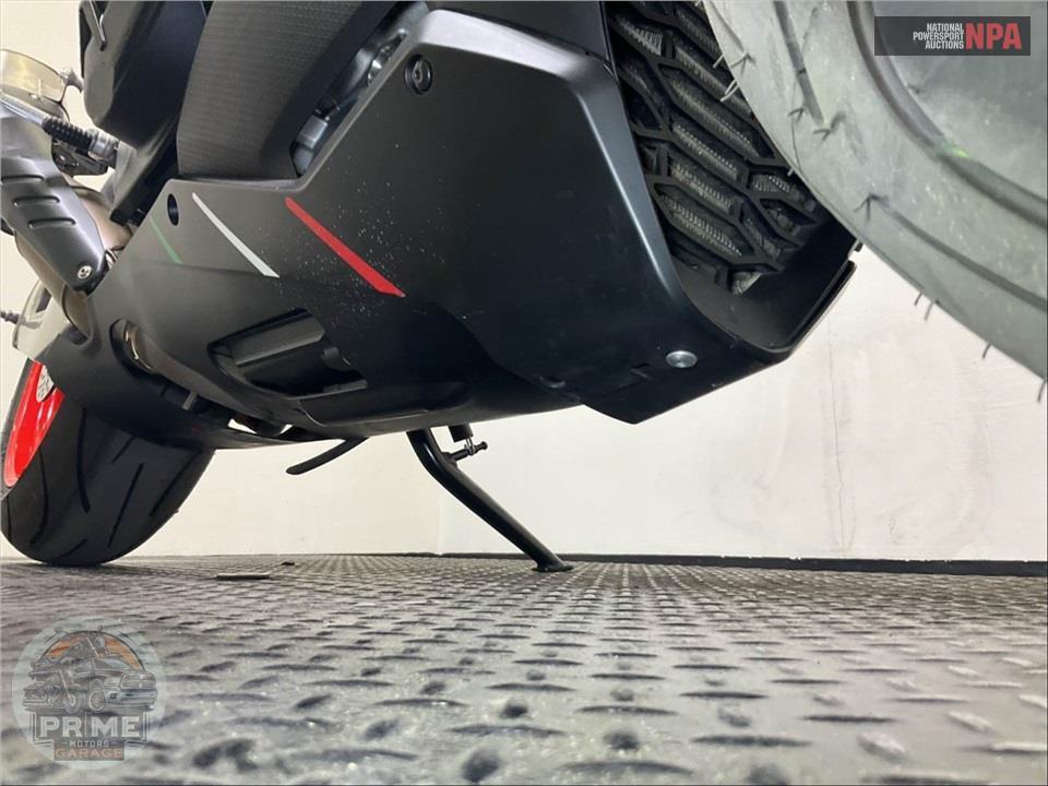 2023 Aprilia RSV4 1100 — фото 10