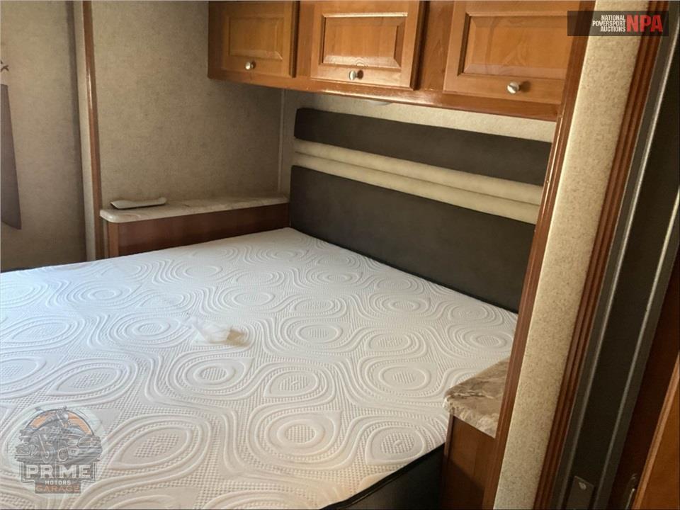 2019 Coachmen By Forest River M-311 FS E450 - LEPRECHAUN SERIES — фото 17