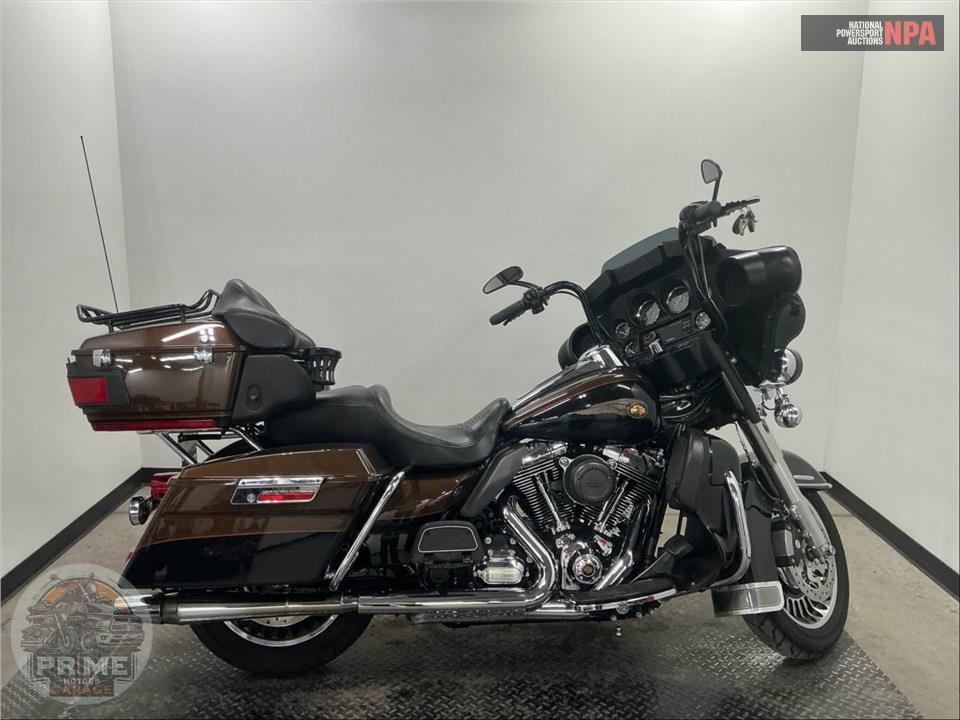 2013 Harley-Davidson FLHTK EL GLIDE UL LI ANN — фото 1