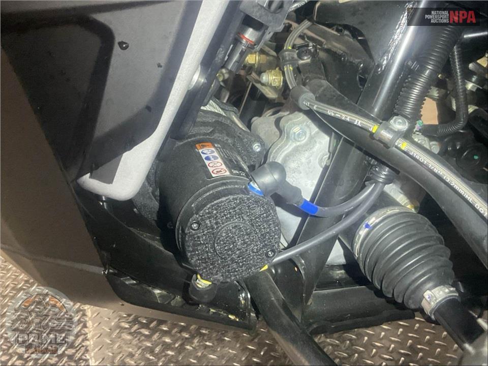 2025 Can-Am OUTLANDER MAX XT 1000R — фото 20