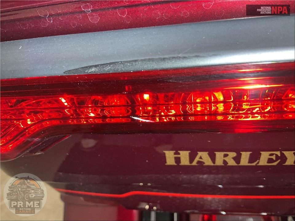 2016 Harley-Davidson FLHTK ELECTRA GLIDE ULTRA LIMITED — фото 28