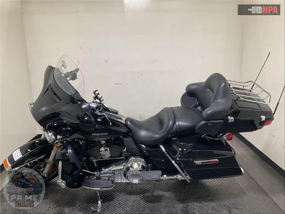 2014 Harley-Davidson FLHTK ELECTRA GLIDE ULTRA LIMITED — фото 3