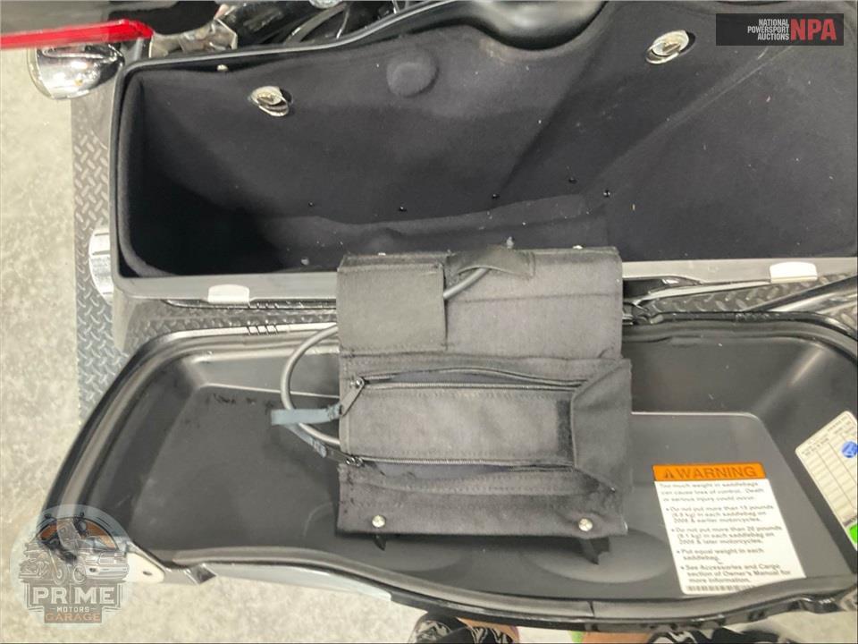 2013 Harley-Davidson FLHTCUSE8 SCREAMIN EG ANN — фото 21