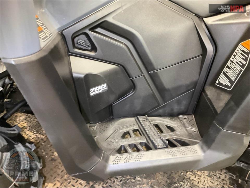 2023 Can-Am OUTLANDER DPS 700 — фото 10