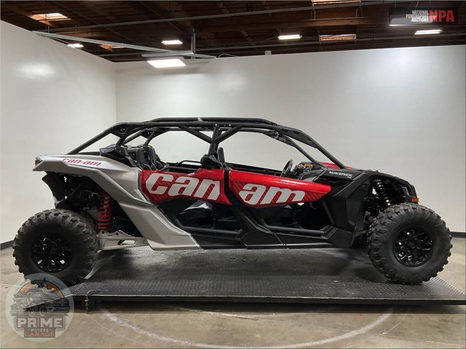 2025 Can-Am MAVERICK X3 MAX DS TURBO (RED & SILVER) — фото 1
