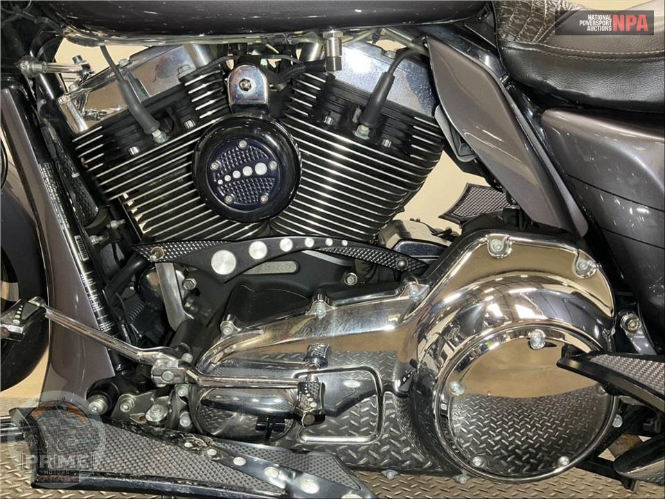 2014 Harley-Davidson FLHXS STREET GLIDE — фото 7