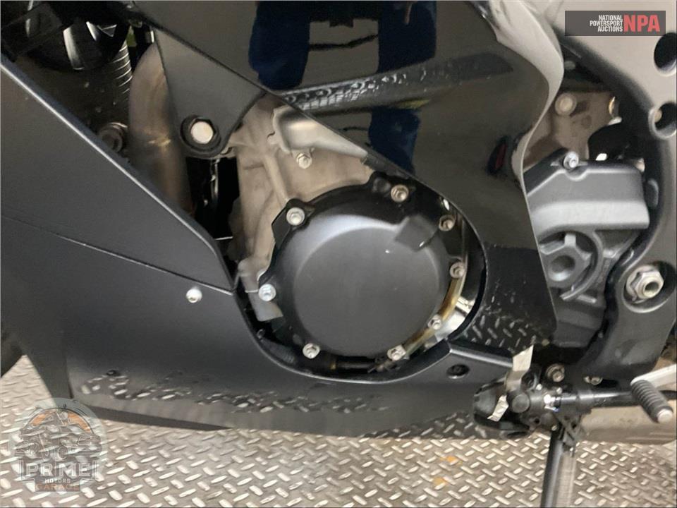 2024 Kawasaki NINJA ZX-10R — фото 7