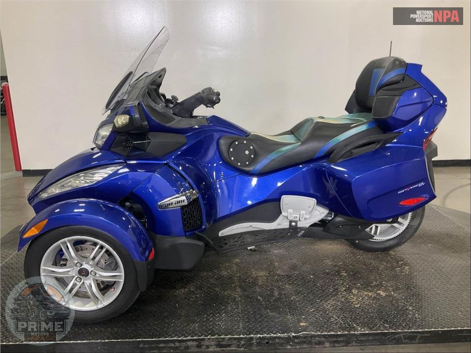 2012 Can-Am SPYDER RT-S SE5 — фото 3