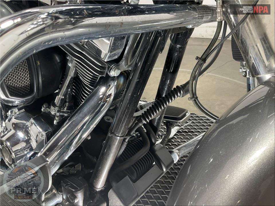 2016 Harley-Davidson FLHR ROAD KING — фото 12