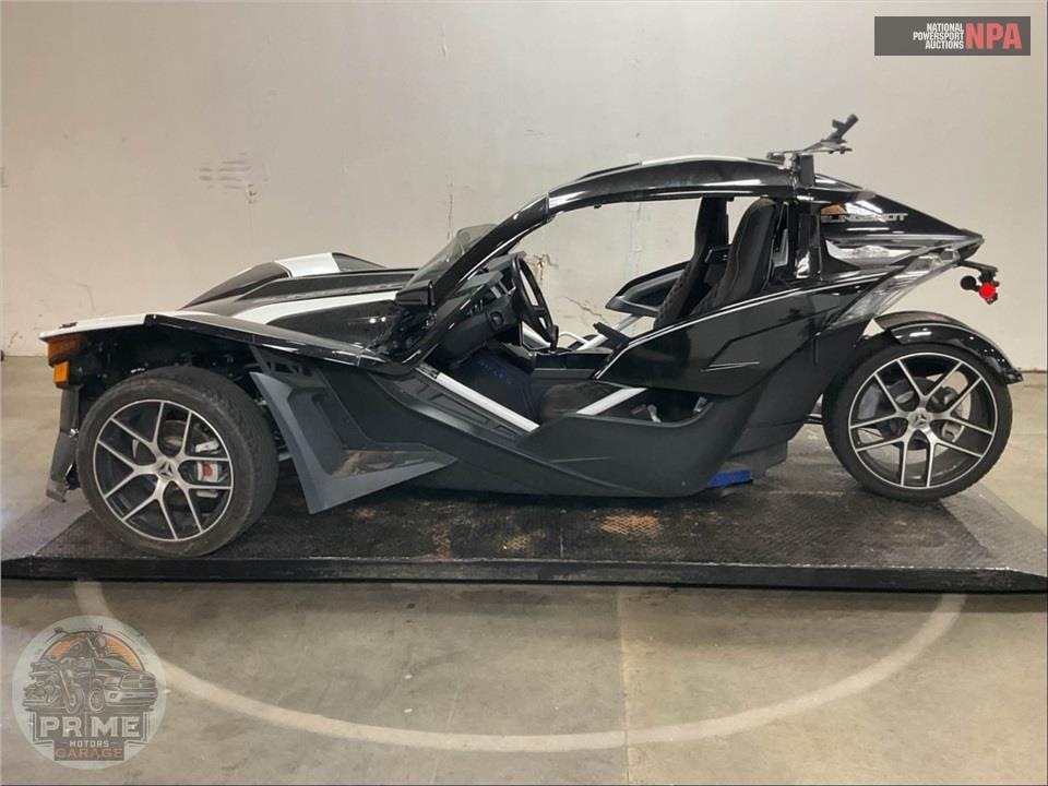 2019 Polaris SLINGSHOT GRAND TOURING — фото 3