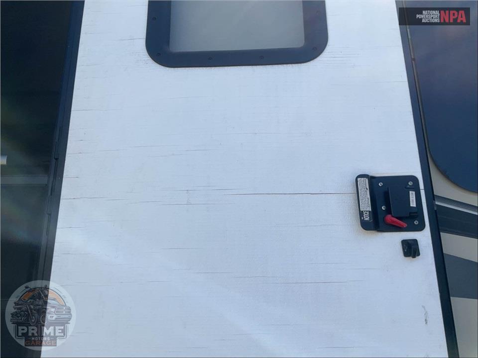 2017 Keystone Rv M-352 RL - MONTANA HIGH COUNTRY FIFTH WHEEL SERIES — фото 18