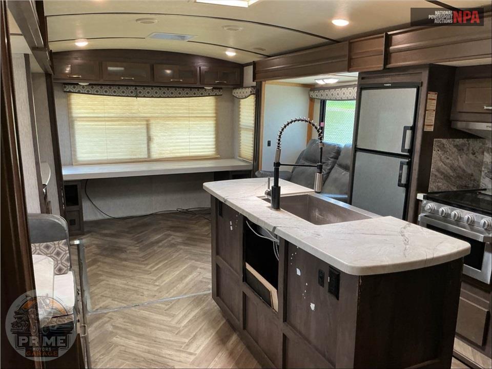 2020 Aerolite M-3373RL - ASTORIA SERIES — фото 8