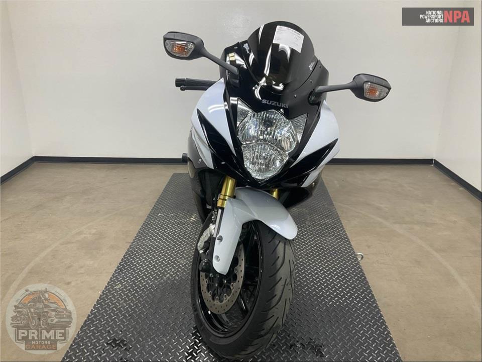 2020 Suzuki GSX-R750M0 — фото 2