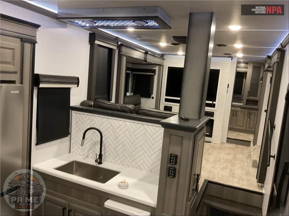 2024 Keystone Rv M-3941 FO - MONTANA FIFTH WHEEL SERIES — фото 9