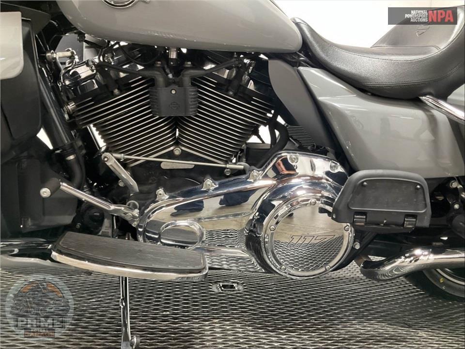 2025 Harley-Davidson FLHXU STEET GLIDE ULTRA — фото 7