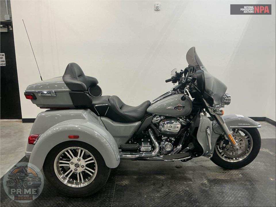 2024 Harley-Davidson FLHTCUTG TRI GLIDE ULTRA CLASSIC — фото 1