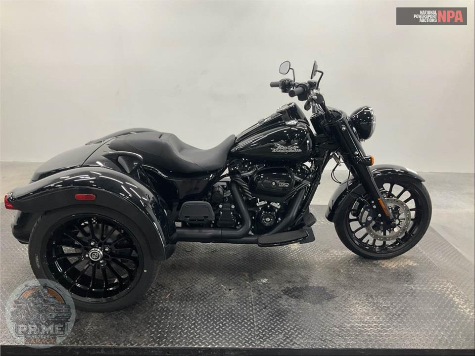 2025 HARLEY-DAVIDSON FLRT FREEWHEELER