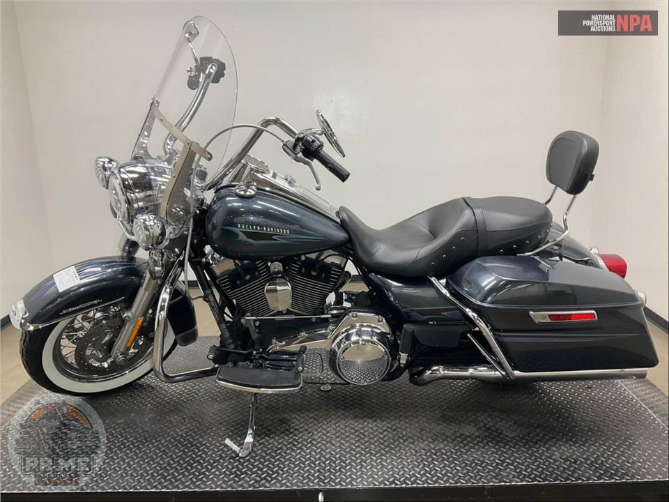 2015 Harley-Davidson FLHR ROAD KING — фото 3
