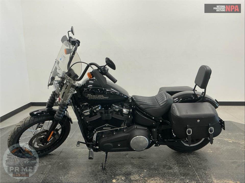 2018 Harley-Davidson FXBB STREET BOB — фото 3