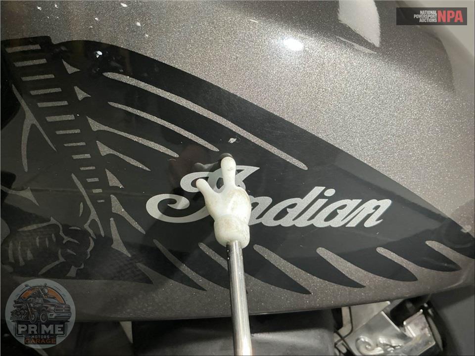 2020 Indian Motorcycle CHALLENGER — фото 29