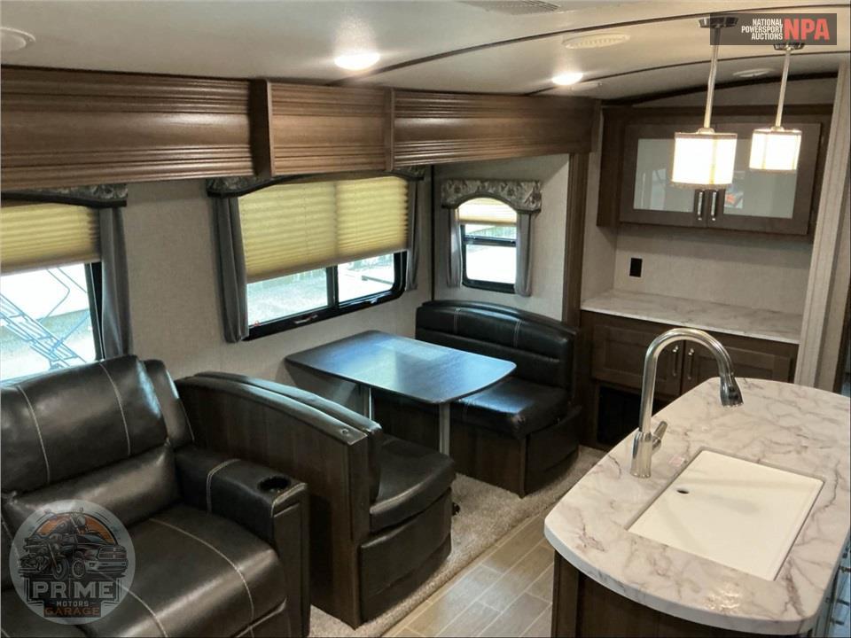 2020 Keystone Rv M-332 BH - LAREDO SERIES — фото 7