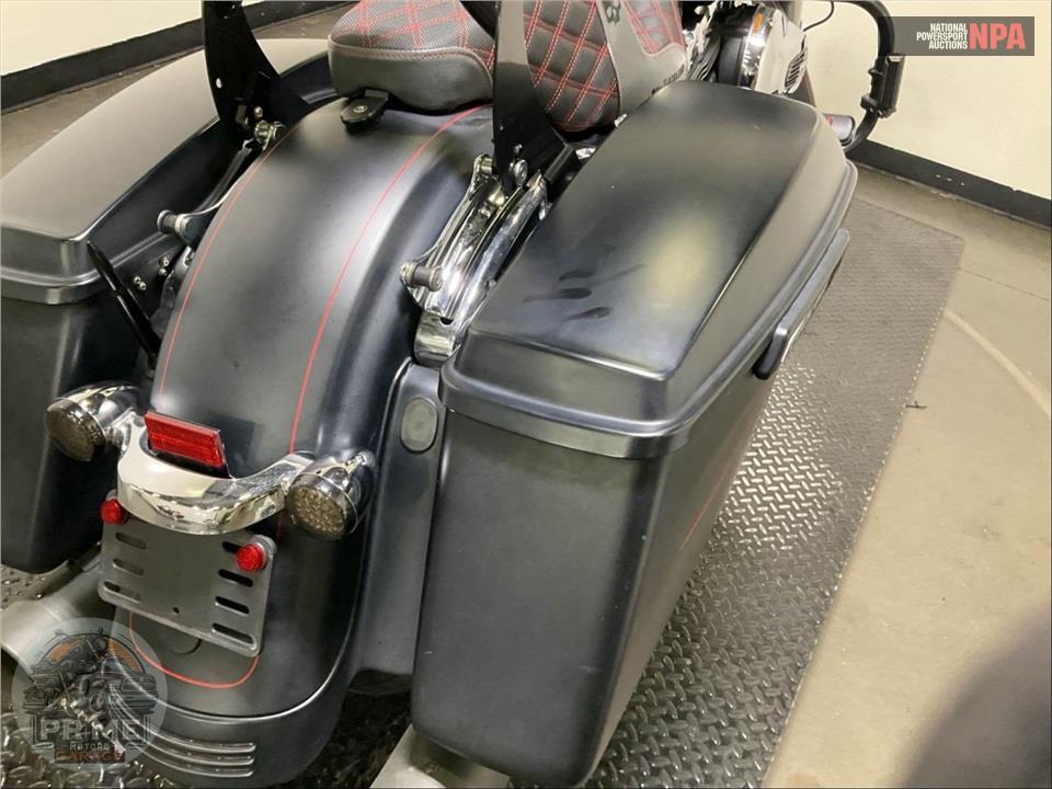 2014 Harley-Davidson FLHXS STREET GLIDE — фото 20
