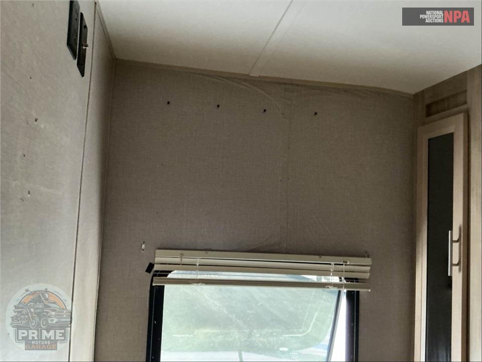 2021 Coachmen By Forest River M-323 BHDSCK - CATALINA LEGACY SERIES — фото 19