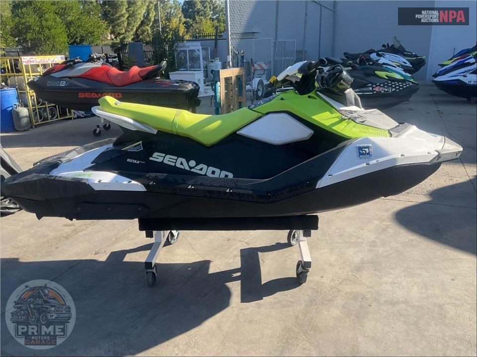 2023 Seadoo/Brp SPARK 3-UP ROTAX 900 ACE - 90 — фото 1