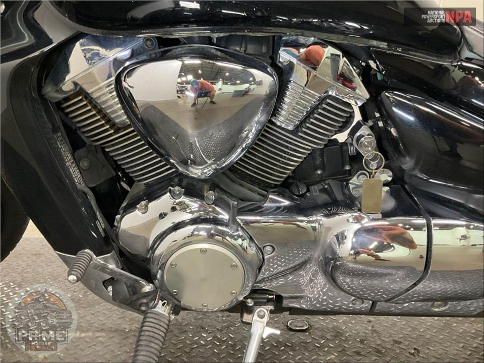 2011 Suzuki M109R BOULEVARD LIMI EDIT — фото 7