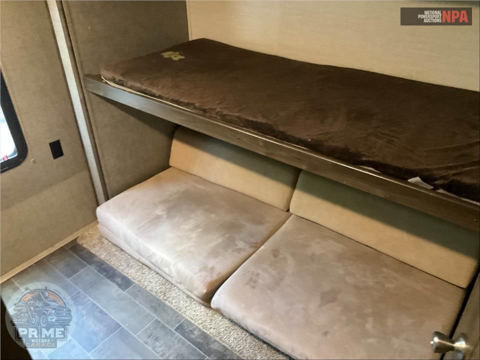 2018 Keystone Rv M-31 BKPR - BULLET PREMIER SERIES — фото 13
