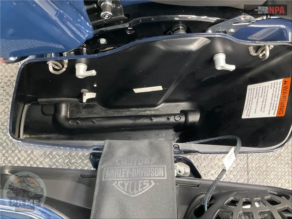 2019 Harley-Davidson FLHXS STREET GLIDE SPECIAL — фото 17