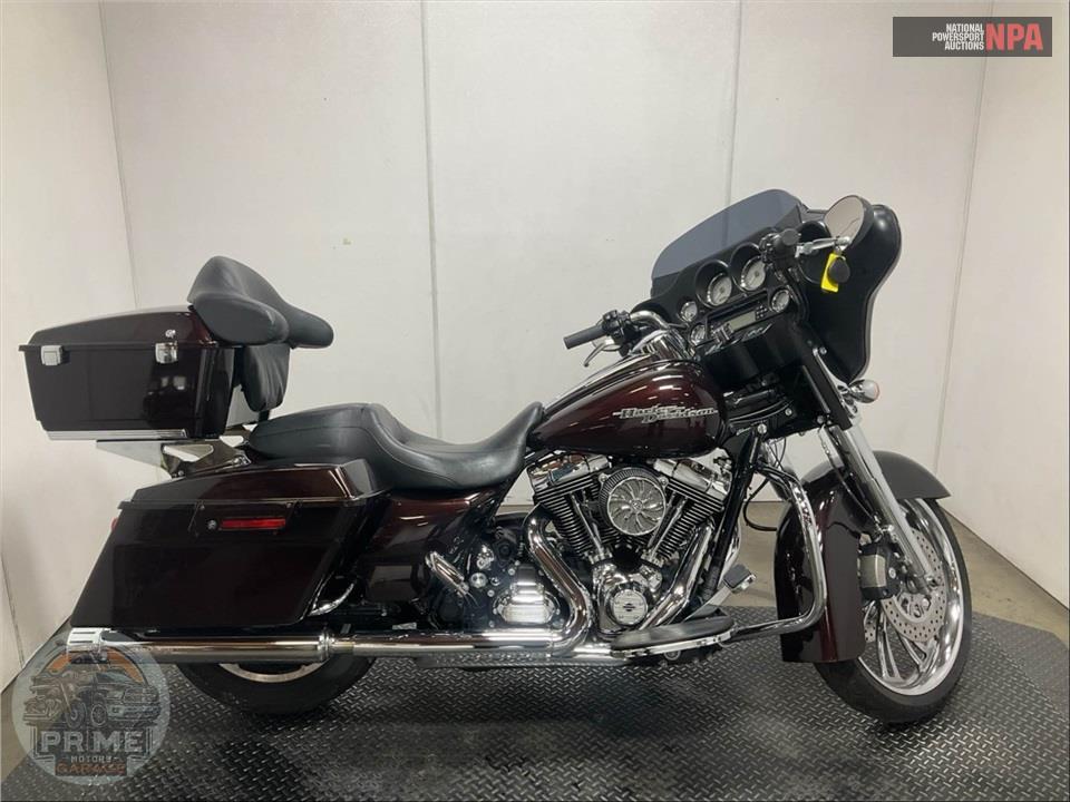 2011 Harley-Davidson FLHX-103 STREET GLIDE — фото 1