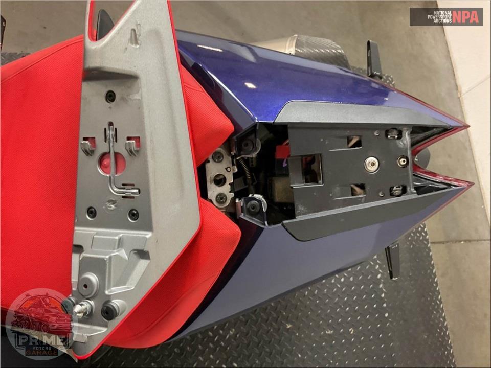 2022 Aprilia RSV4 1100 — фото 14