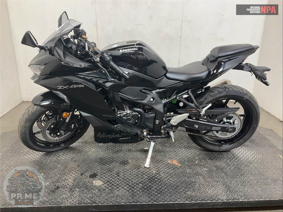 2024 Kawasaki NINJA ZX-4RR 40TH ANNIVERSARY EDITION ABS — фото 3