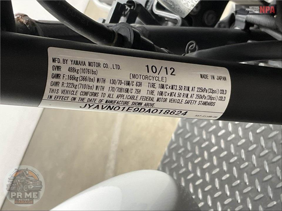 2013 Yamaha XVS95DW/C V-STAR (PEARL WHITE) — фото 24