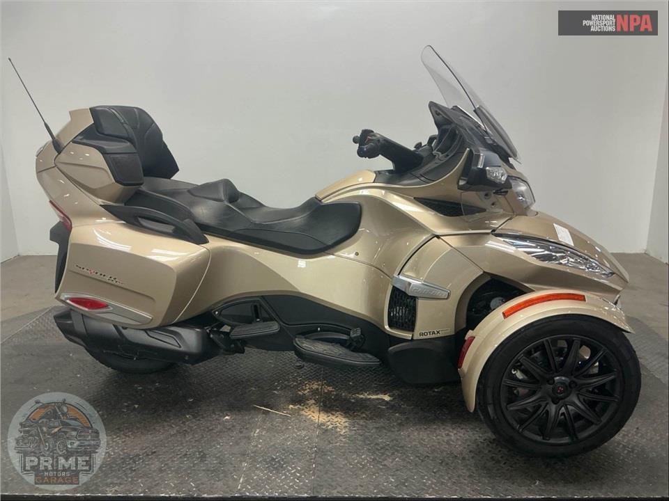 2017 Can-Am SPYDER RT-S SE6 — фото 1