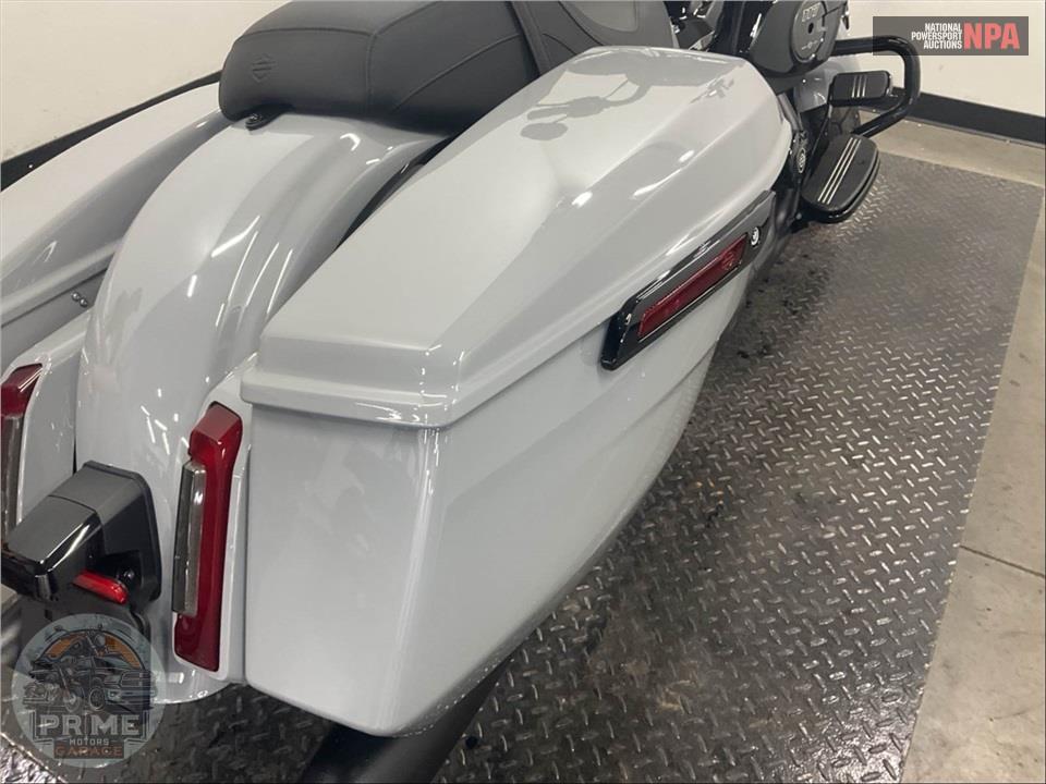 2025 Harley-Davidson FLTRX ROAD GLIDE — фото 19