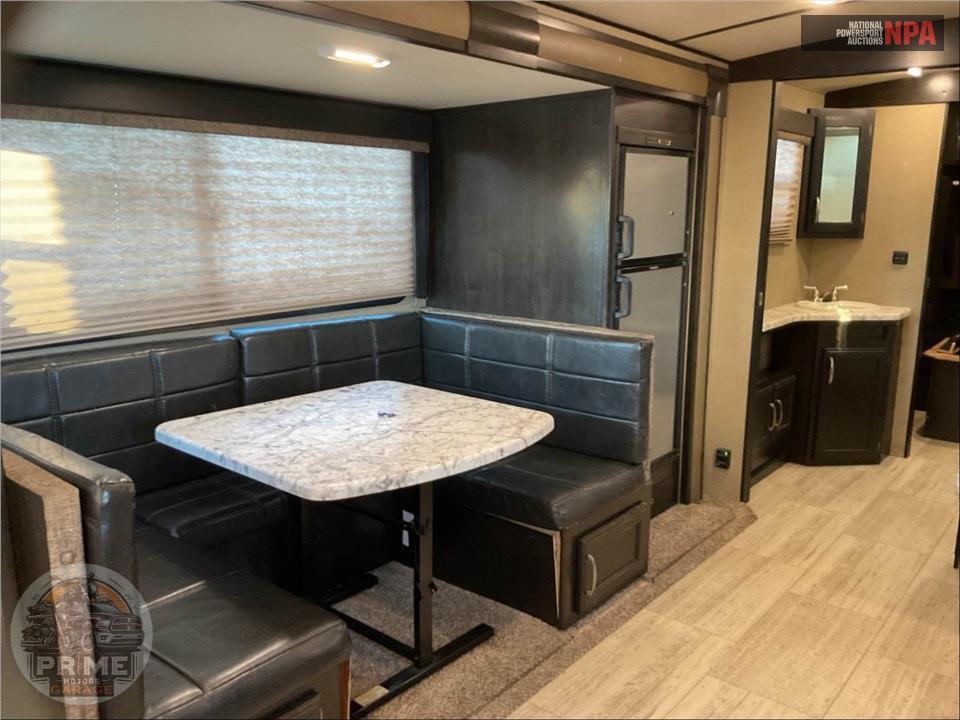 2019 Grand Design Recreational Vehicles M-2500RL IMAGINE SERIES — фото 6