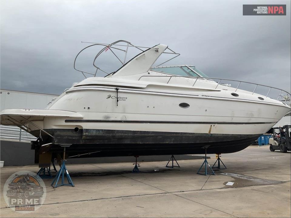 2002 Cruisers Yachts 4270 EXPRESS L=47/E=2 420HP MERC VDR — фото 4