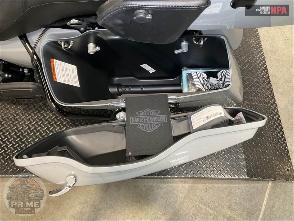 2024 Harley-Davidson FLHTK ULTRA LIMITED — фото 13