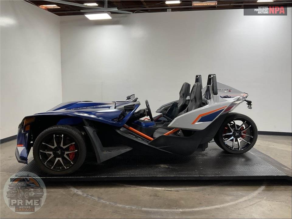 2022 Polaris SLINGSHOT R AUTODRIVE — фото 3